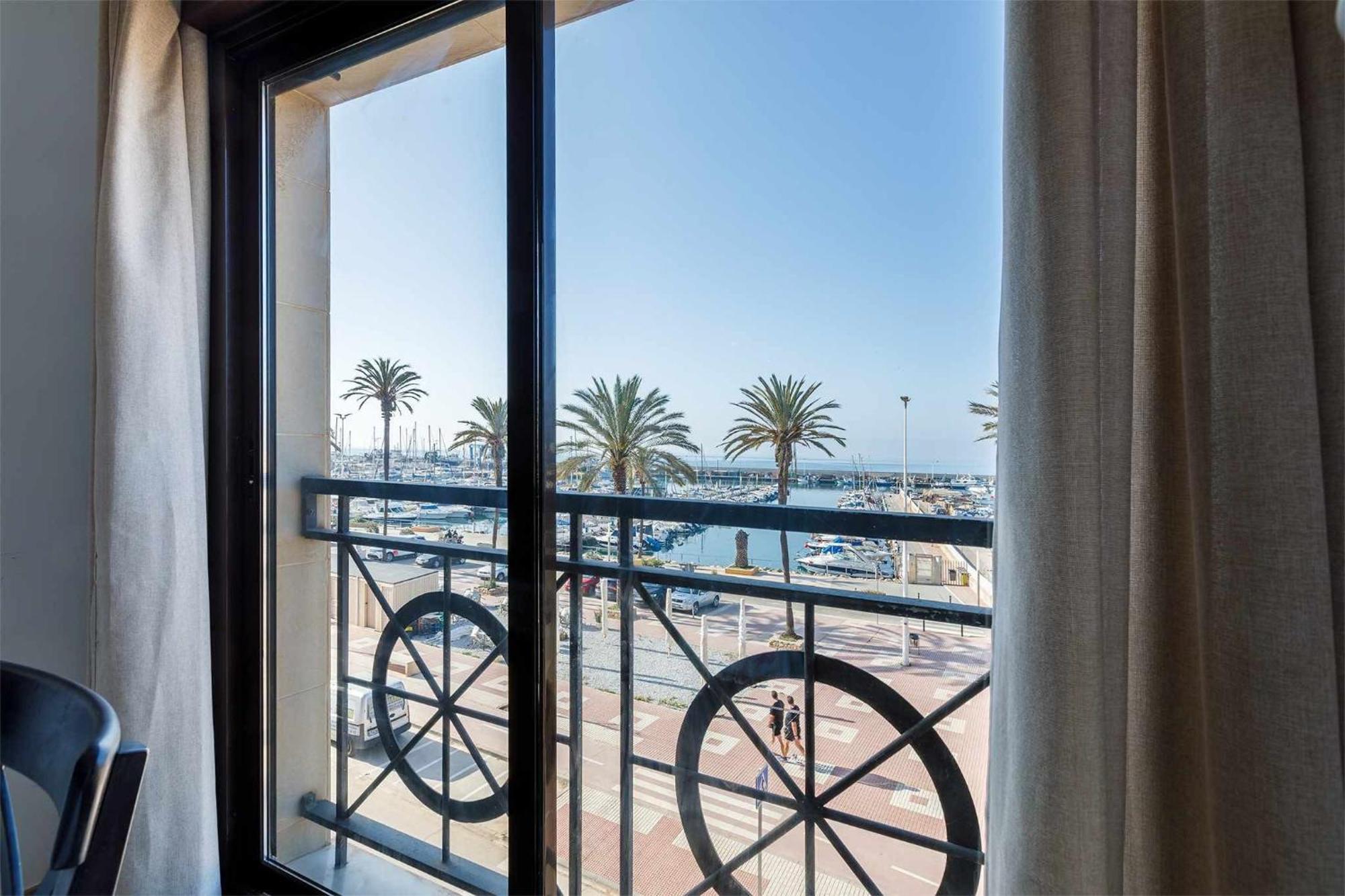 Appartement A&N Seaport 1B à Caleta De Velez Extérieur photo